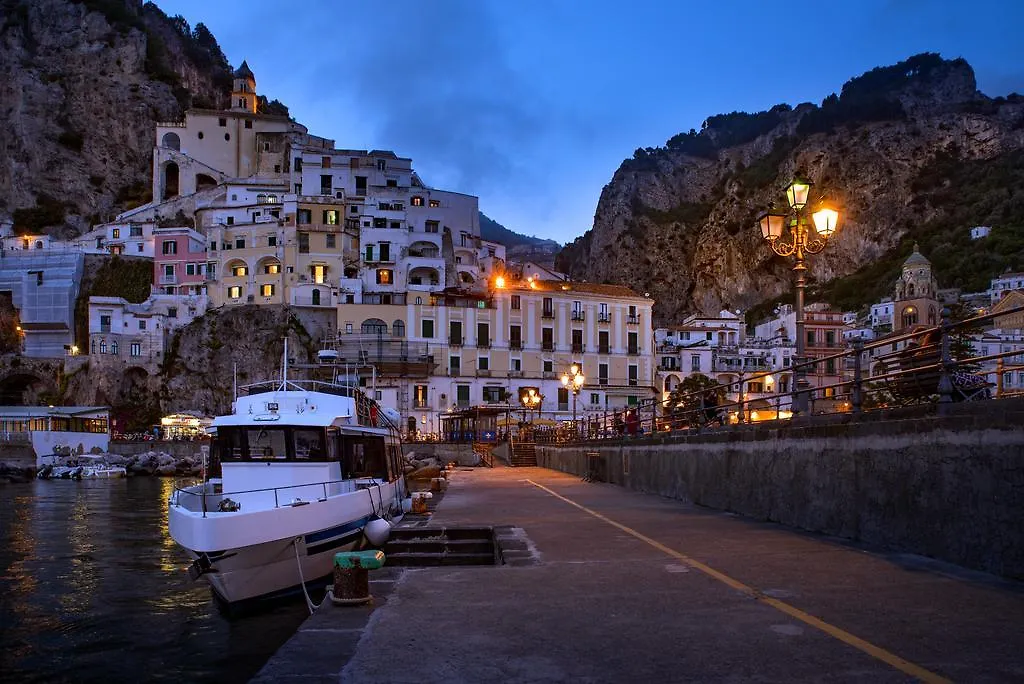 Vista D'Amalfi Bed and Breakfast Αμάλφι