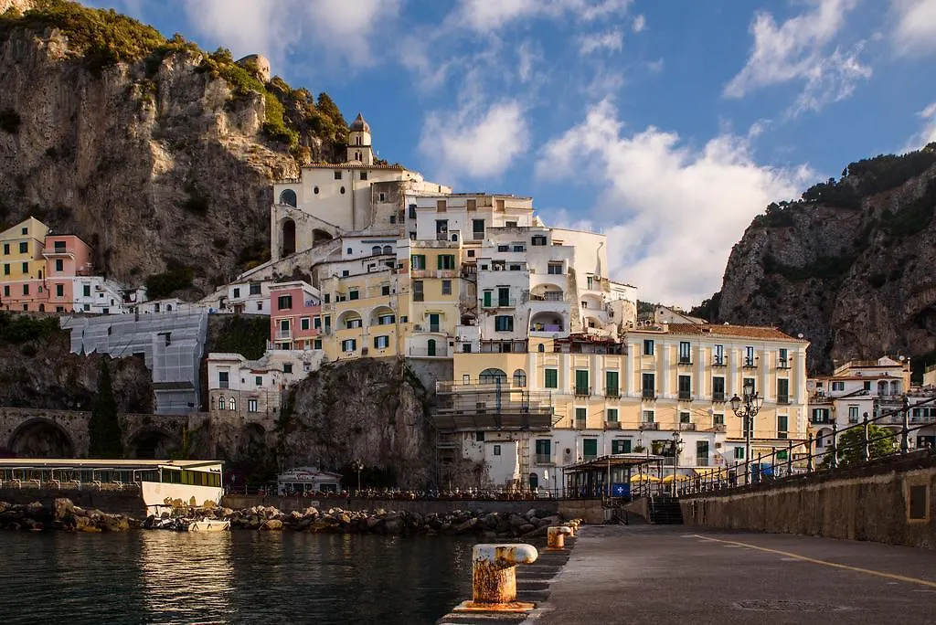 Vista D'Amalfi Bed and Breakfast 2*, Αμάλφι